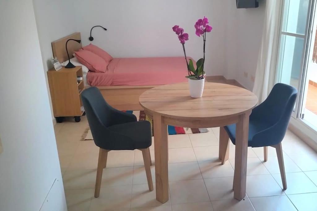 Ferienwohnung Estudio 52 Malaga Centrico Parking Gratuito Exterior foto